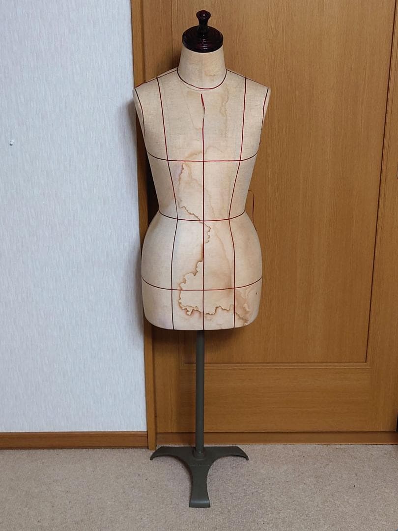 東京キイヤ レディース トルソー マネキン　TOKYO KIIYA