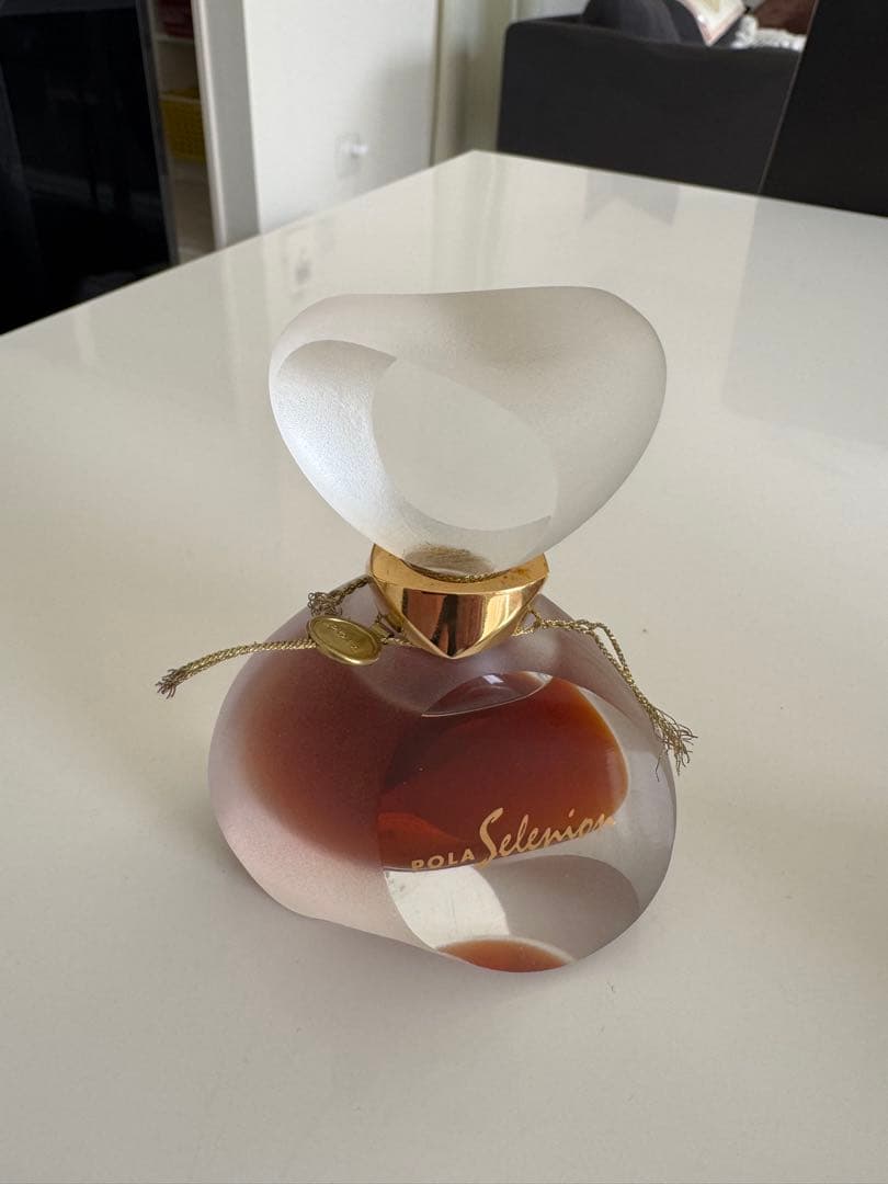 Pola Selmion 香水 ギフトボックス付き
