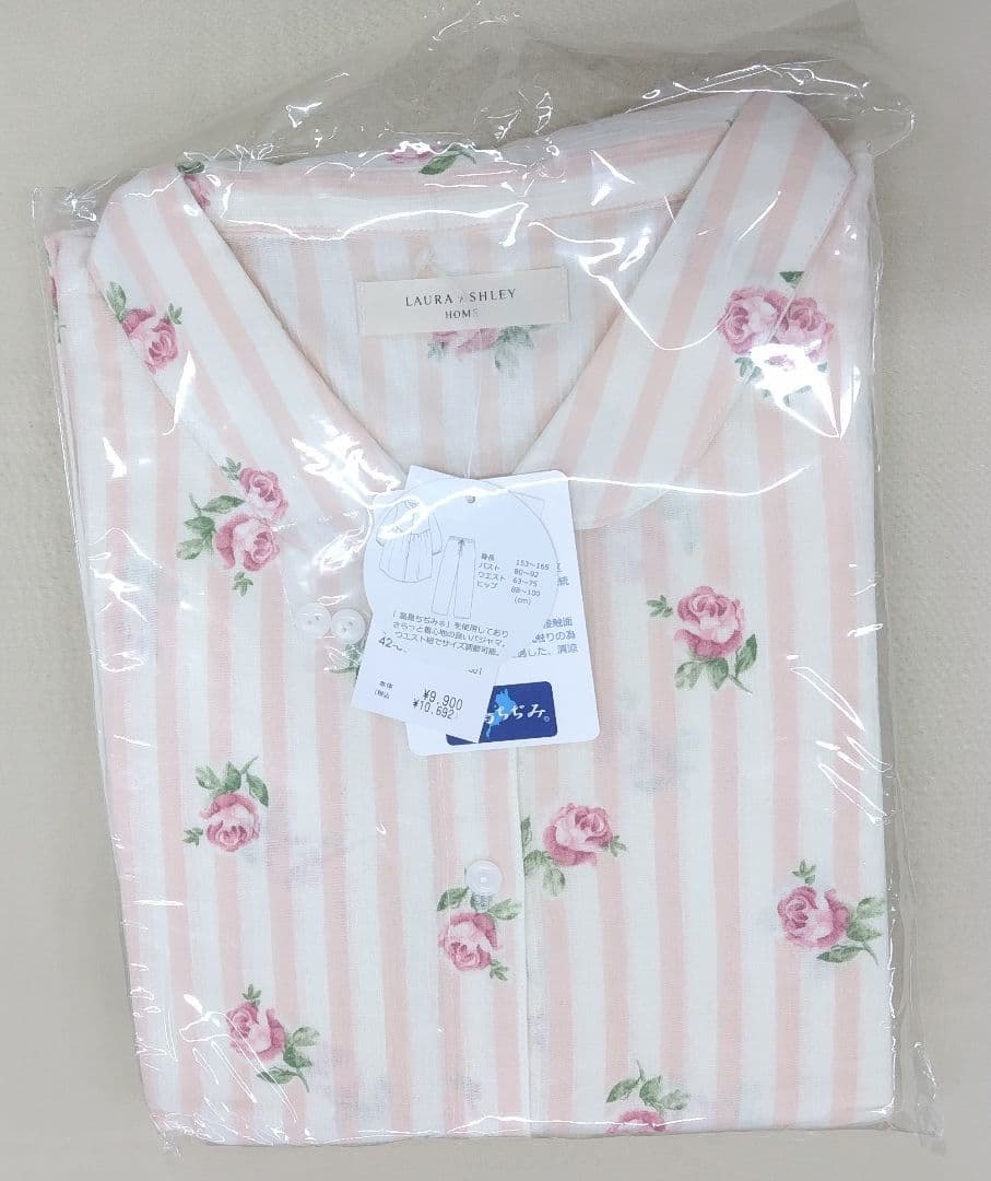 ローラアシュレイ花柄パジャマ フリーサイズ高島ちぢみ　日本製 カミール柄 コットンプリントパジャマ（パジャマ(セット)） | LAURA