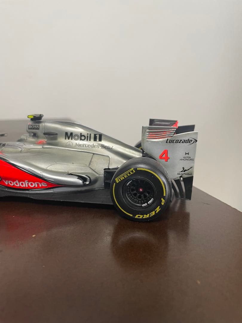 1/20 マクラーレンMP4/27 塗装完成品 - メルカリ