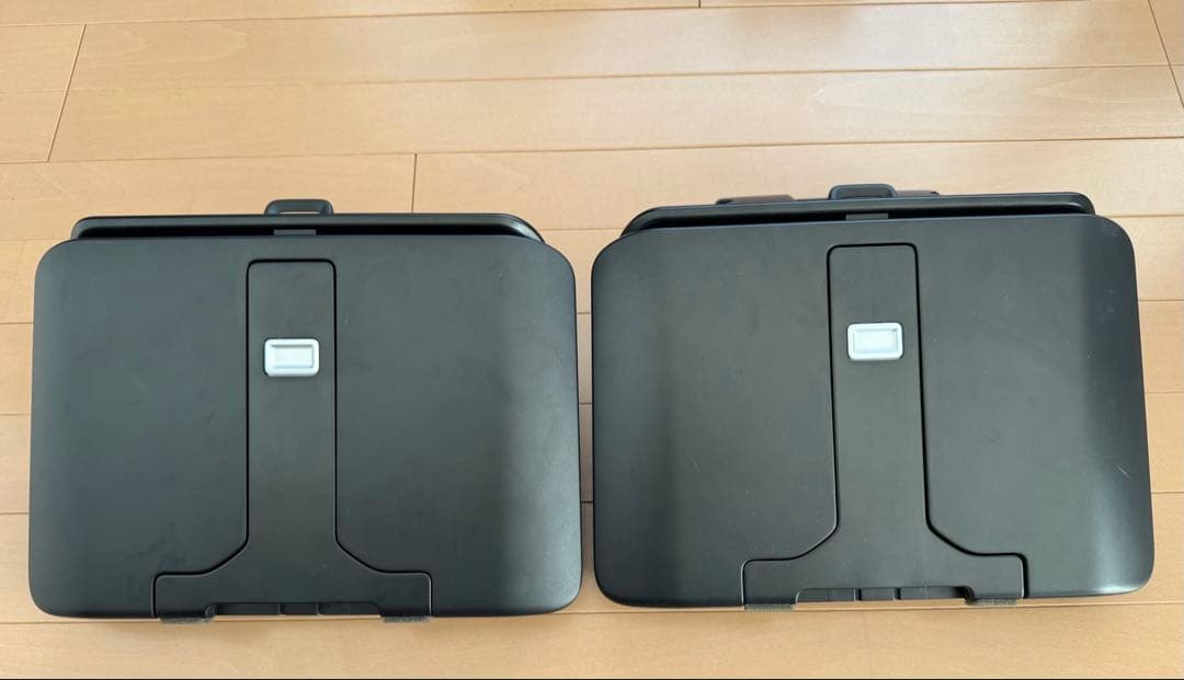 Mercedes-Benz 純正システムテーブル（ベースエレメント付き）