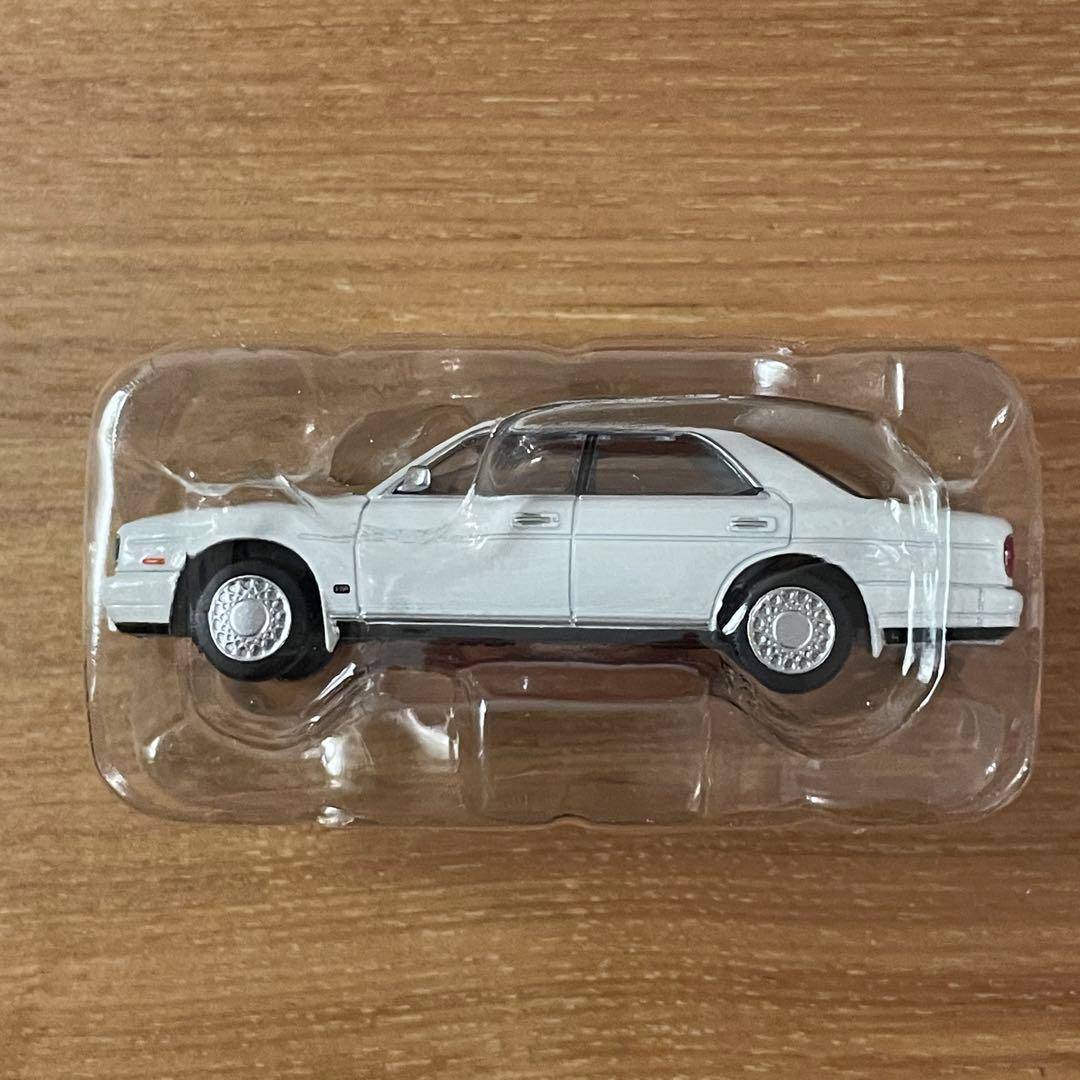 トミカ LV-N181a, b 日産 セドリック V30 ブロアム VIP