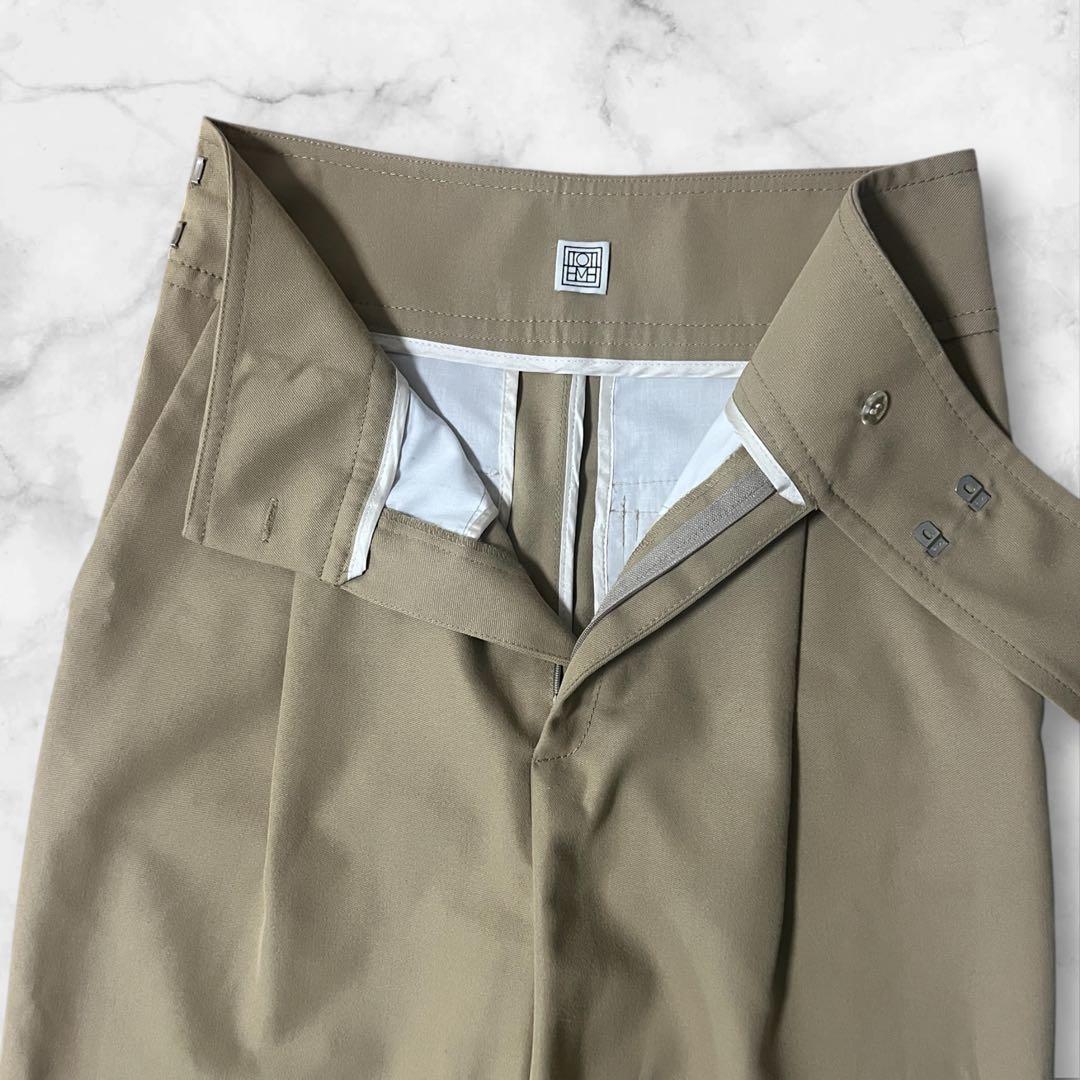 様 美品✨TOTEME トーテム タックチノパン テーパードパンツ コクーン