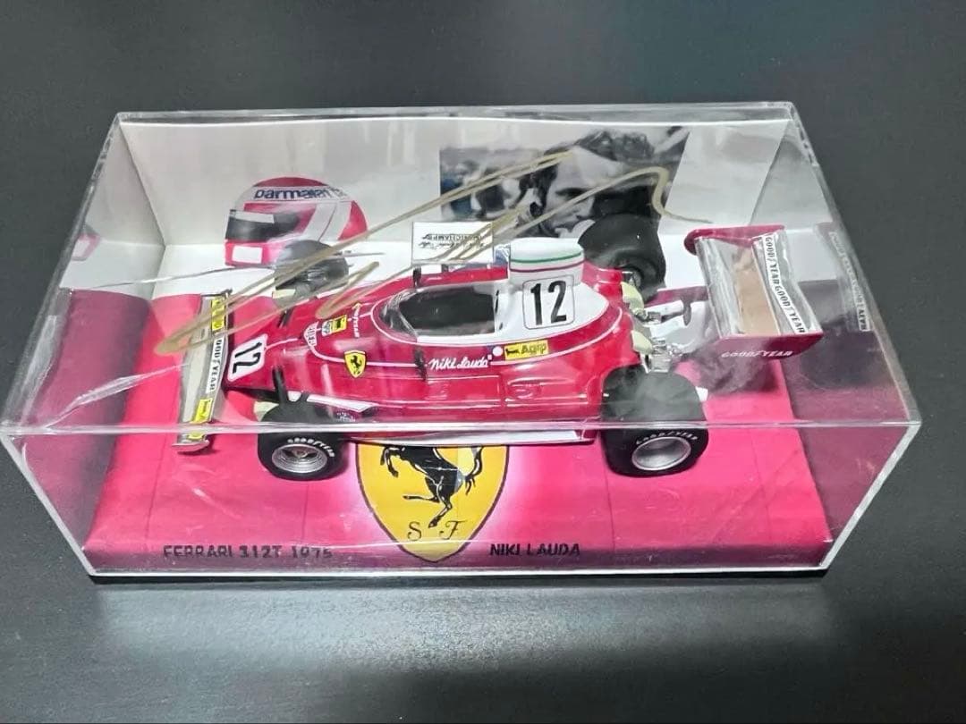 F1 Ferrari 312 T 1/43ミニカー ニキラウダ直筆サイン1:43 F1 Ferrari 312 T 1/43ミニカー ニキラウダ直筆サイン1:43 - メルカリ