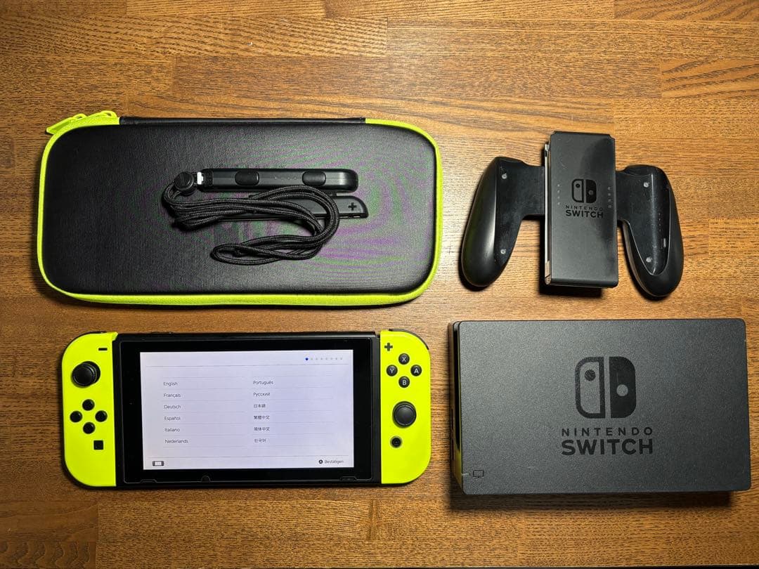 Nintendo Switch イエロー本体と付属品 Amazon.co.jp: Nintendo Switch Lite イエロー : ゲーム