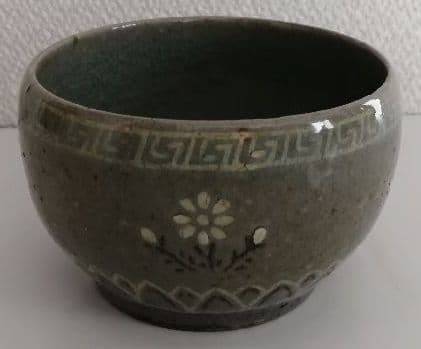 高麗青磁　小椀 朝鮮 高麗青磁 茶碗 ｜ みんげい おくむら （日本と世界の民芸）