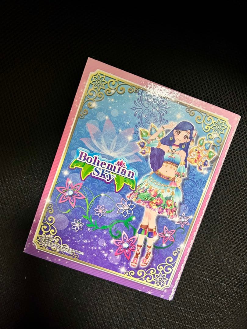 アイカツ まとめ売り 64枚 バインダー付き 22コーデ - メルカリ