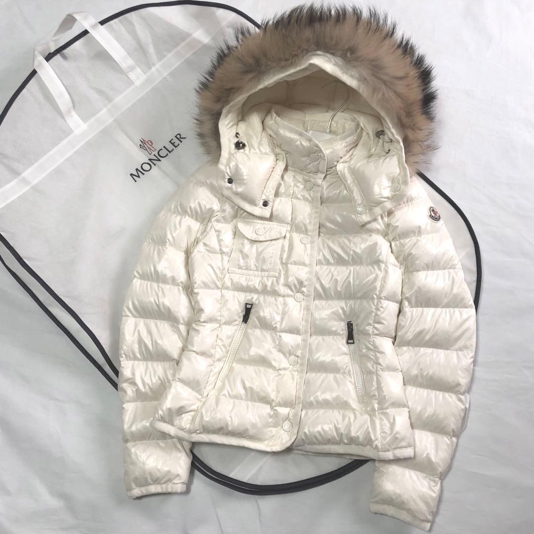 MONCLER モンクレール ARMOISE アルモワーズ ダウン ファー 白