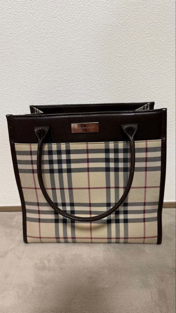 Burberry チェック柄 ハンドバッグ 中型 BURBERRY チェック柄ハンドバッグ | Hedy