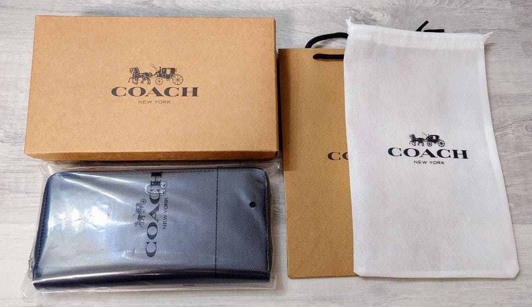 新品 COACH コーチ ラウンドジップ財布 長財布 ブラック Cロゴ コーチ COACH 財布 レディース 長財布 ラウンドファスナー レザー
