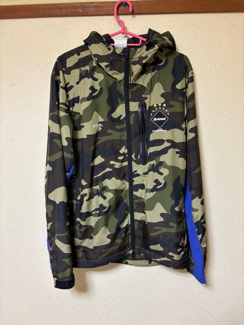 《美品》FCRB×SOPH. ナイロンジャケット フーディ カモフラ 迷彩 M