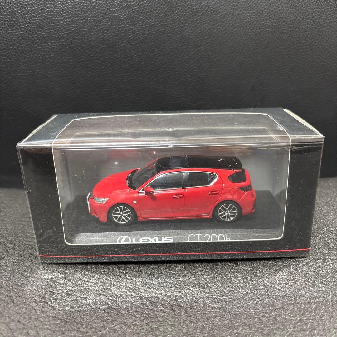 京商　Lexus CT200h