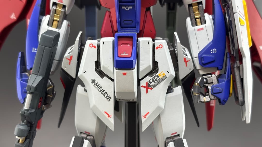 塗装完成品】MG 1/100 デスティニーガンダム - メルカリ