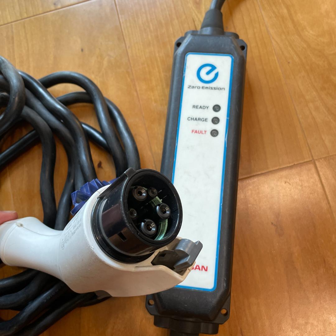 日産 EV充電ケーブル 約7メートル