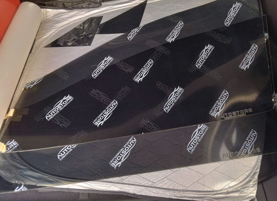 80ハリアー　フィルム風シェード　20％