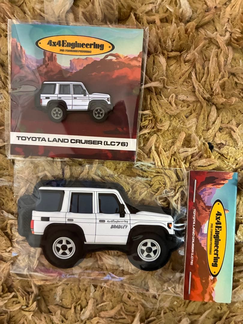 ランクル70 ワッペン、ピンバッジ - メルカリ