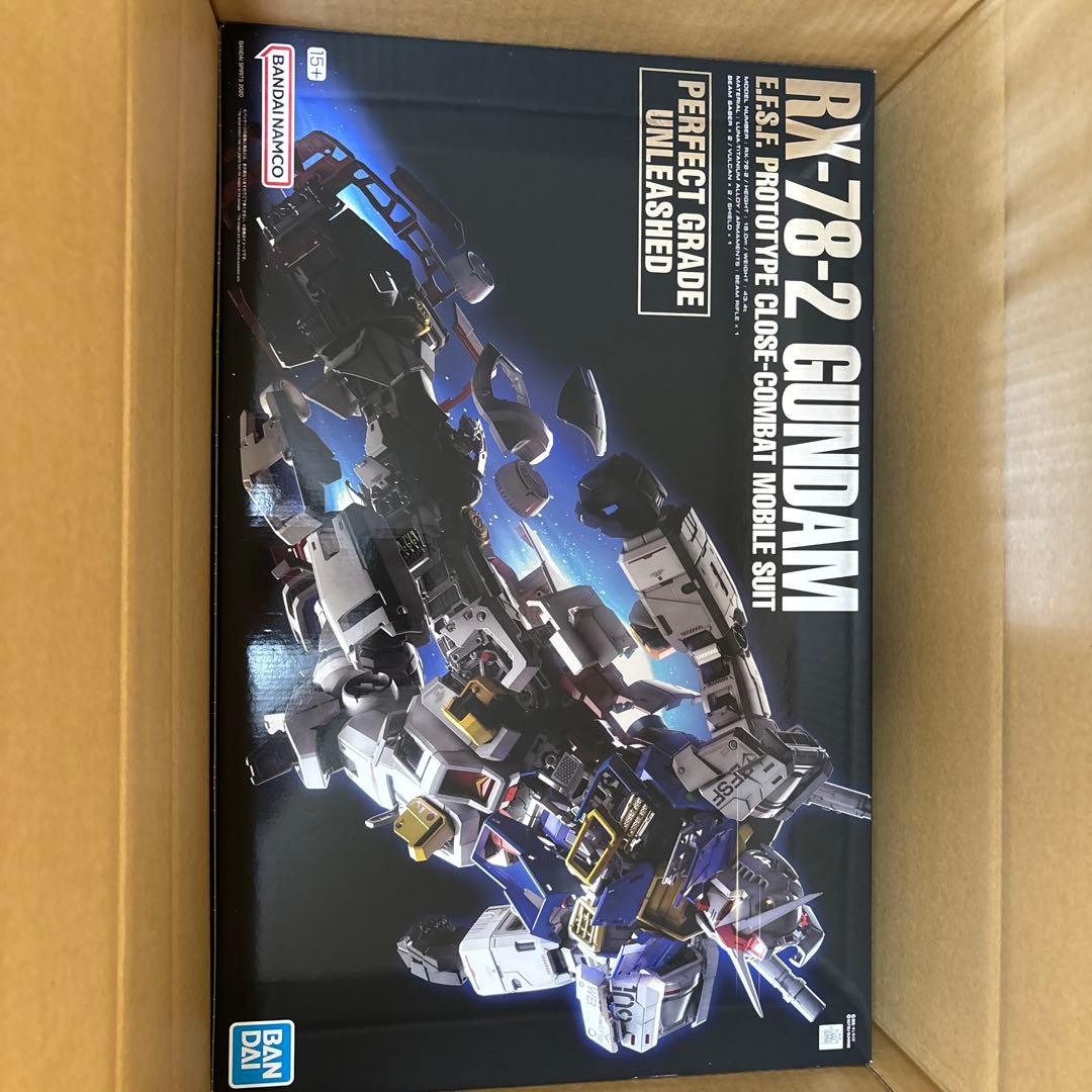 ガンプラ　PGUパーフェクトグレードアンリーシュドRX78-2 ガンダム