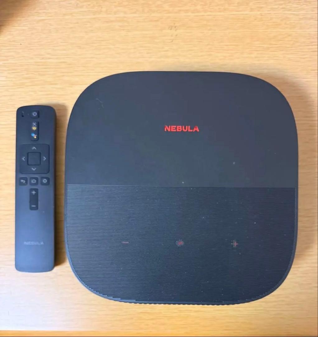 NEBULA Vega プロジェクター