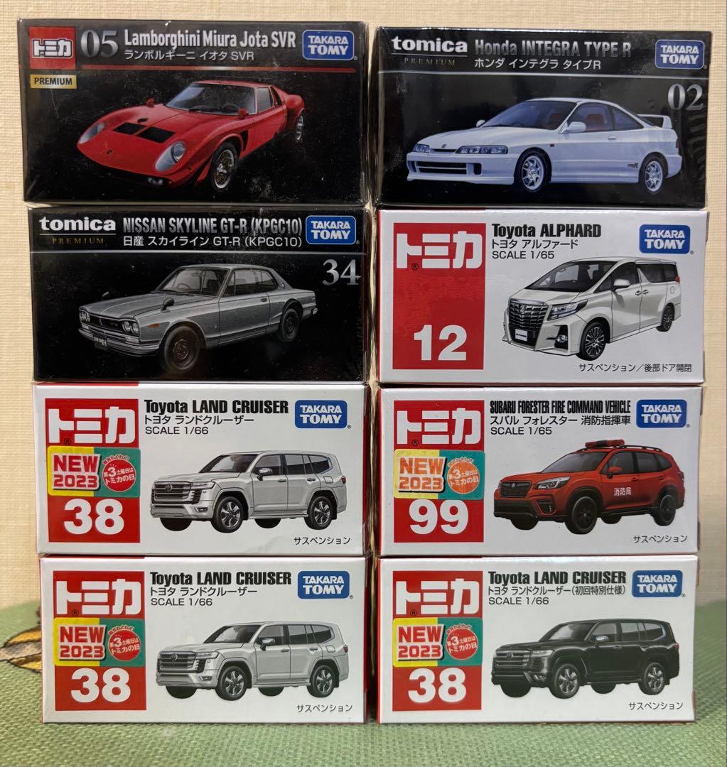 トミカ まとめ売り　アルファード　ランドクルーザー　ランボルギーニ 他 8セット