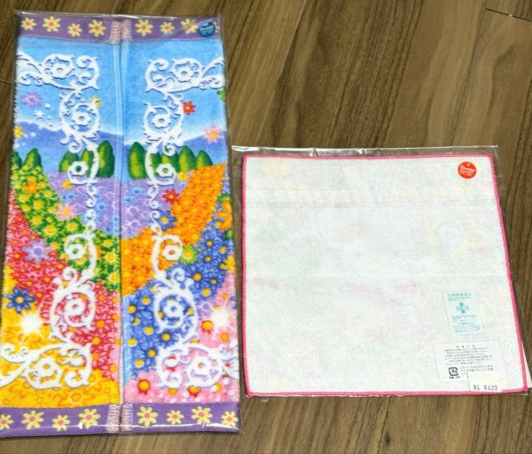 未使用 ハローキティ プチタオル 北海道限定 富良野フェアリー