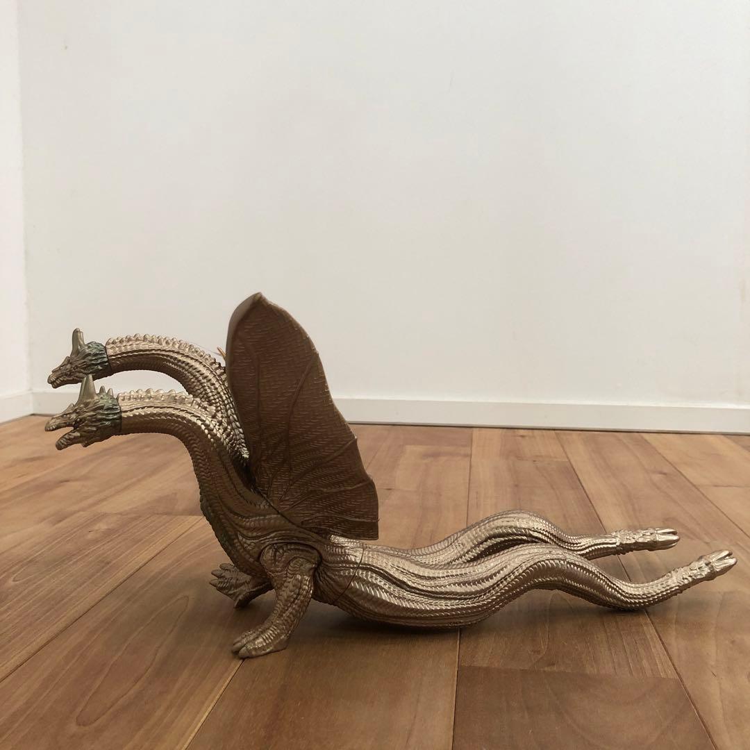 USJ限定】 キングギドラ - メルカリ