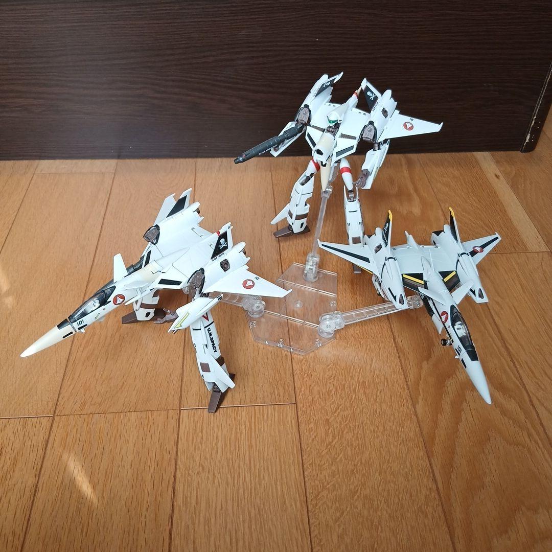VF-1 Valkyrie フィギュア