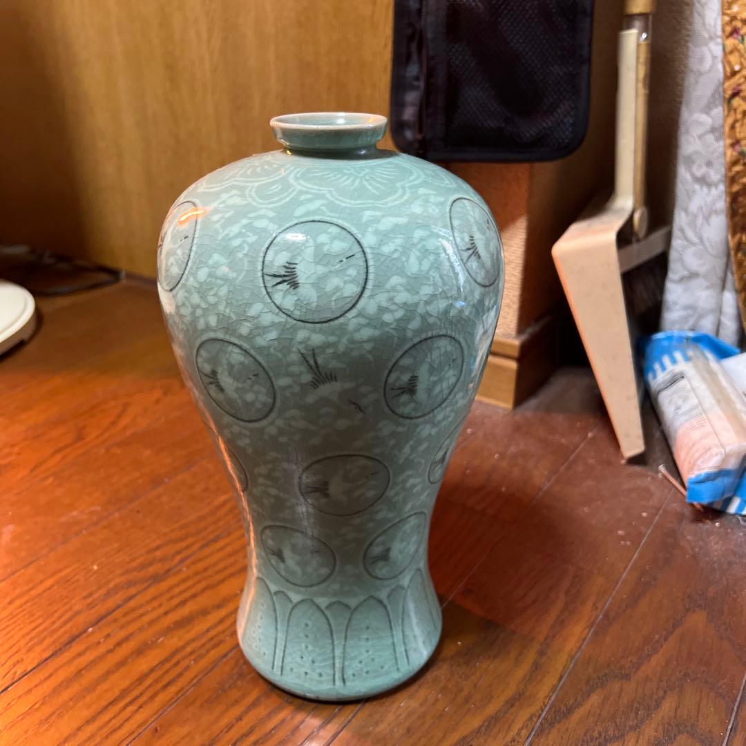 青緑色 陶器 花瓶 円形模様