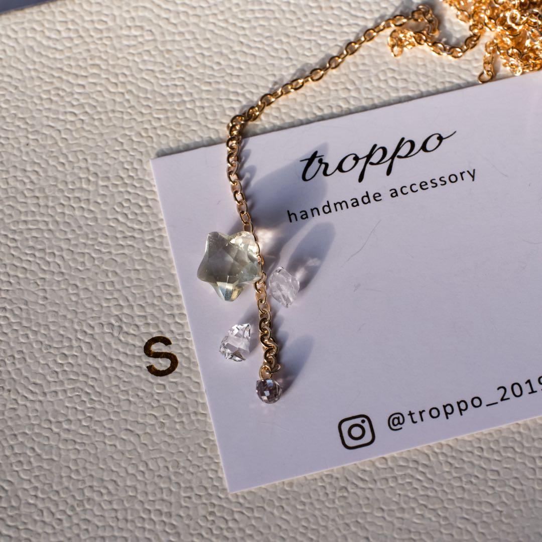 ポメころび 様専用♦︎14kgfスコロライトトライアングルピアス/イヤリング