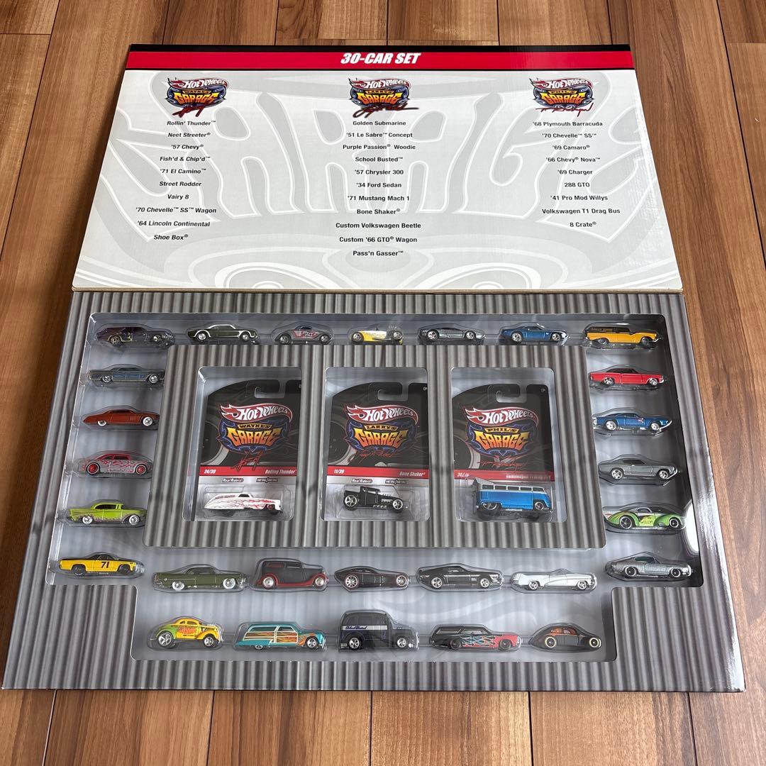 HOT WHEELS REAL RIDERS GARAGE 30 CAR SET - メルカリ