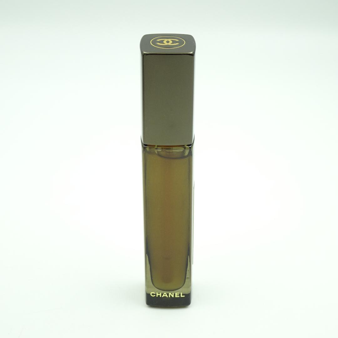 シャネル　サブリマージュ　レクストレ　ユイル　レーヴル