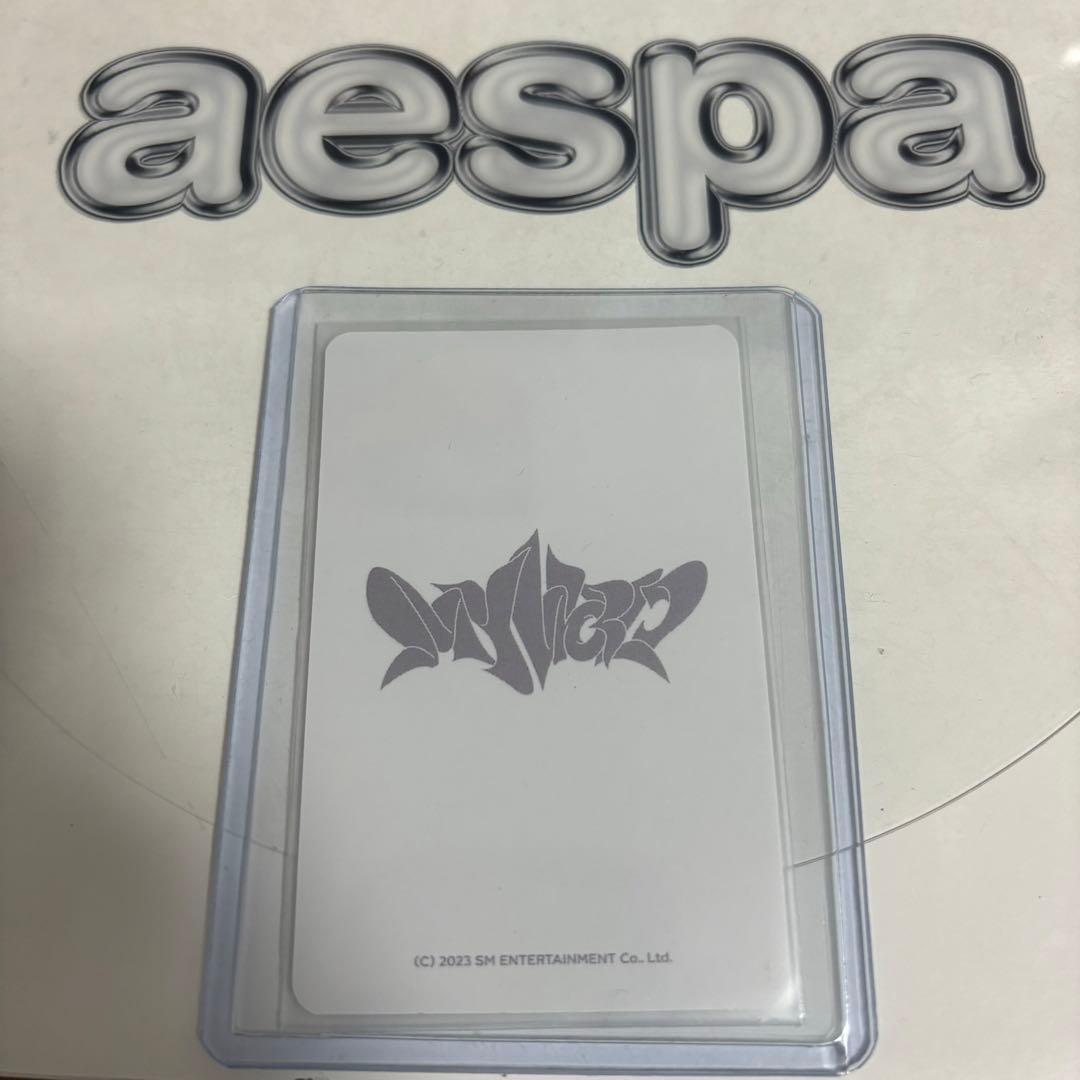 aespa カリナ MY WORLD ジップアップフーディー パーカー トレカ