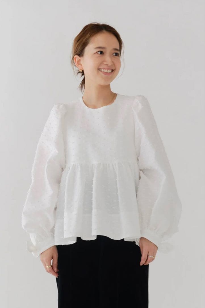 yori スノージャガードギャザーブラウス 36 - メルカリ