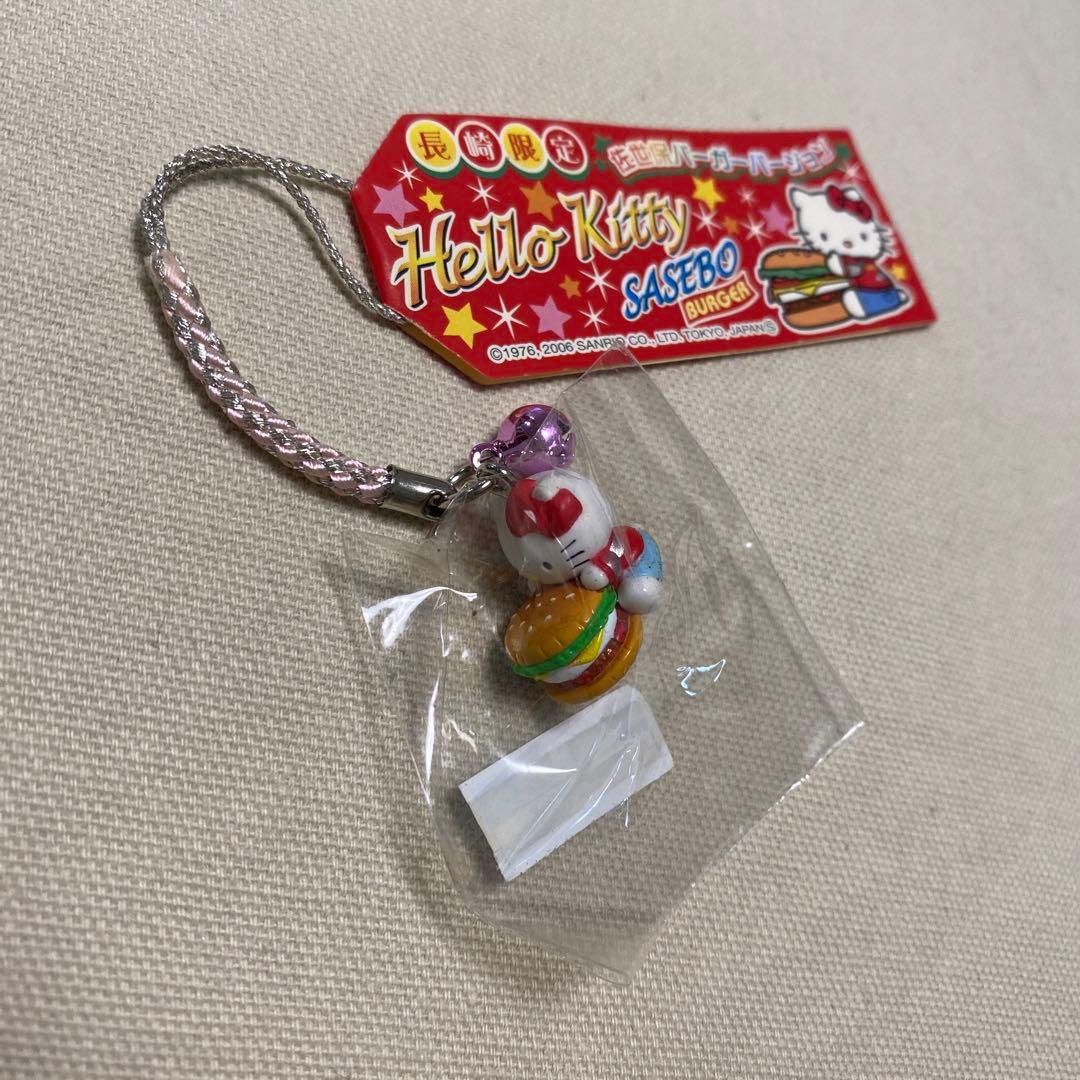 長崎限定 佐世保バーガー！キティ2006ご当地 根付ストラップ - メルカリ