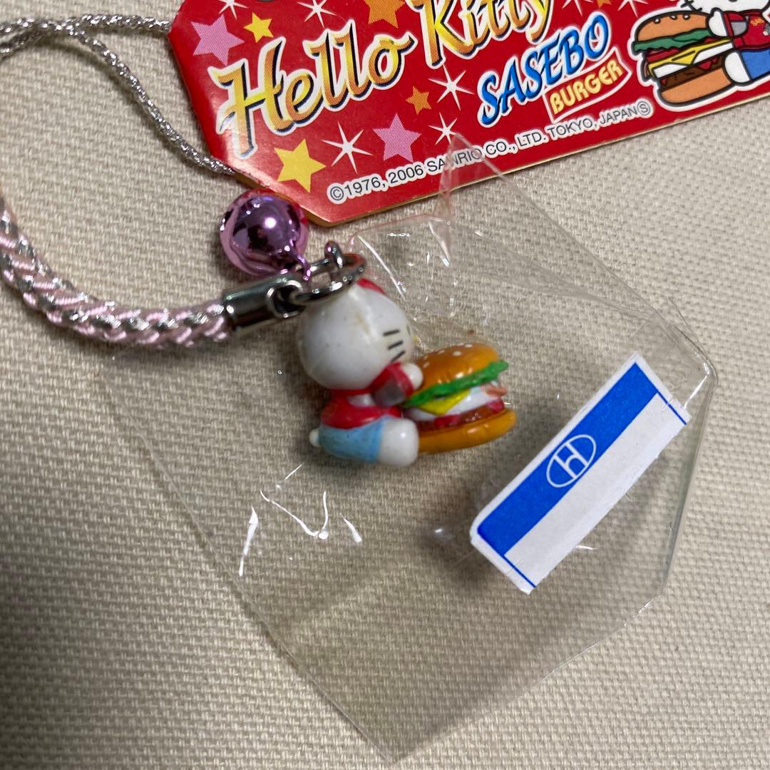 長崎限定 佐世保バーガー！キティ2006ご当地 根付ストラップ - メルカリ