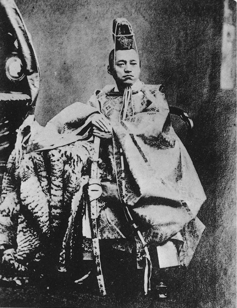 ☆即購入大歓迎デース‼️ 岩倉具視500円札B号券 完全未使用ピン札連番