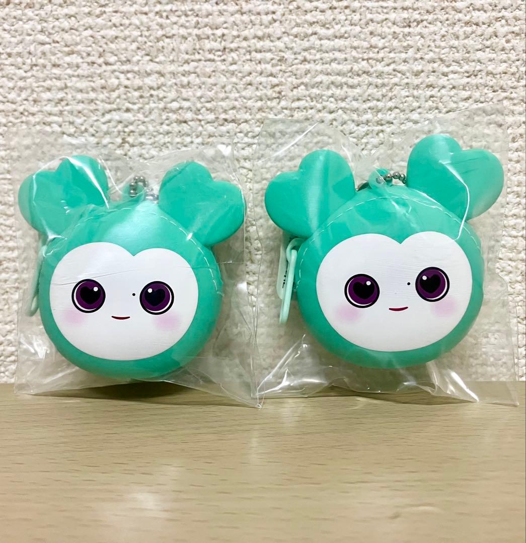 TWICE LOVELYS シリコンミニウォレットBABYLOVELYS ミナ - メルカリ