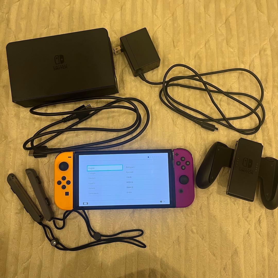 Nintendo Switch 本体Joy-Conネオンオレンジ　ネオンパープル