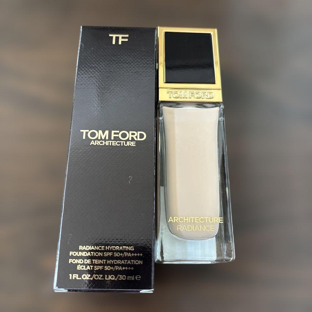 アーキテクチャーラディアンスハイドレーティングファンデーション アーキテクチャー ラディアンス ハイドレーティング クッション