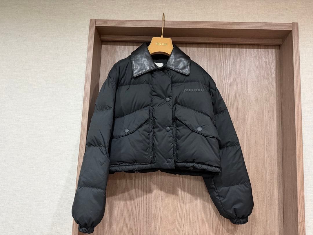 miumiu クロップド丈 ダウン MIU MIU - ミュウミュウ MIU MIU ダウンジャケット レディース