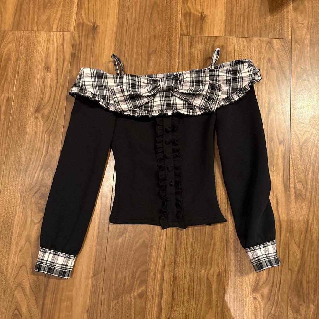ハニーミュウ チェックビッグリボンオフショルトップス XS - メルカリ