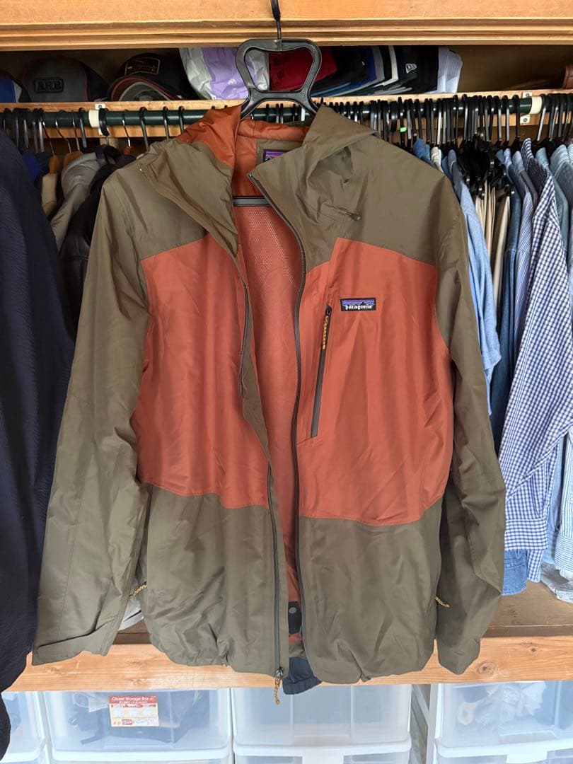 patagonia パウダータウンジャケット　L