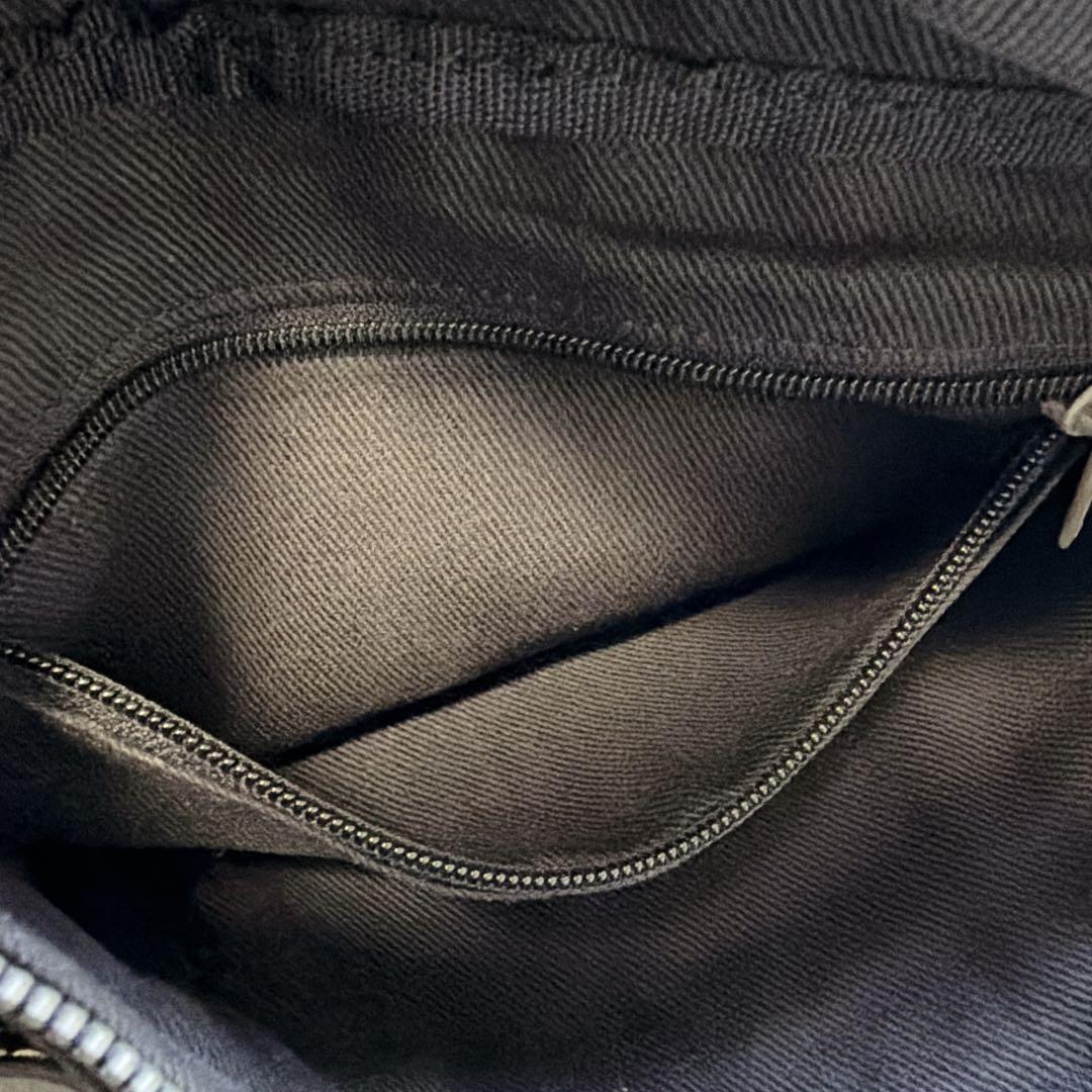 希少】東洋エンタープライズ カーフレザー ボディバッグ スタッズ ブラック