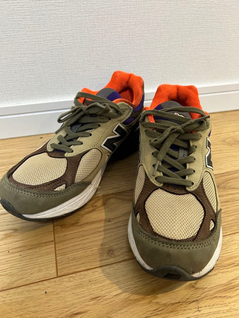 New Balance 990 V3 スニーカー ベージュ/オレンジ