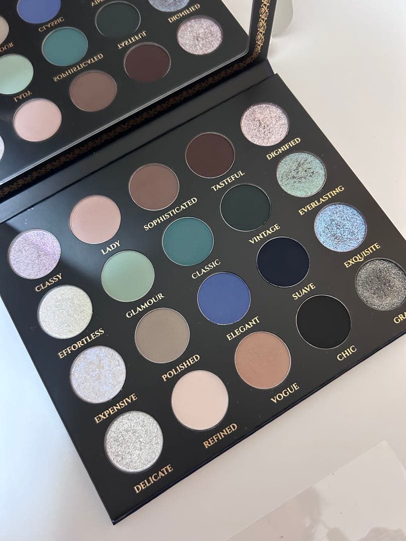 Glaminatrix Timeless Tones アイシャドウパレット