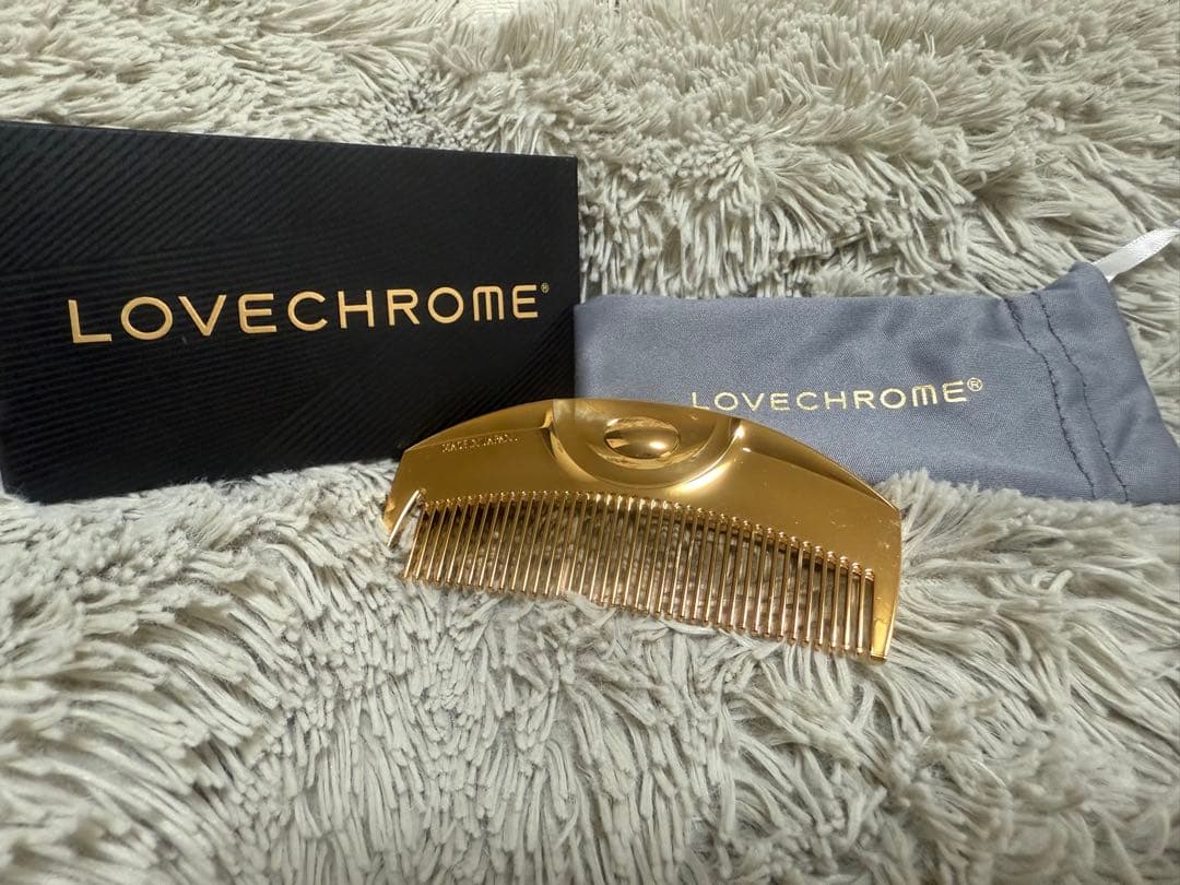 LOVECHROMEラブクロム　ゴールドコーム 日本製 ポーチ付き LOVECHROME（ラブクロム） コーム くし ゴールド 24K GP ケース