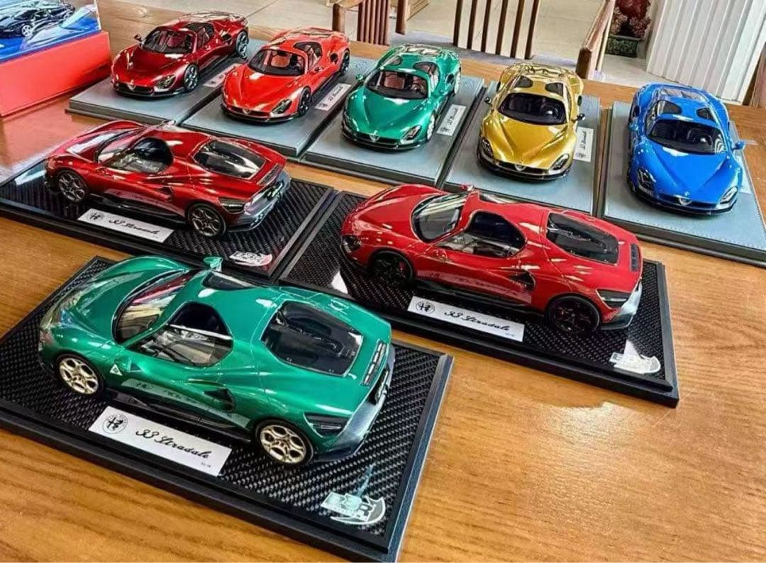 新品希少 BBR 1/18 アルファ ロメオ 33 Stradale ミニカー - メルカリ