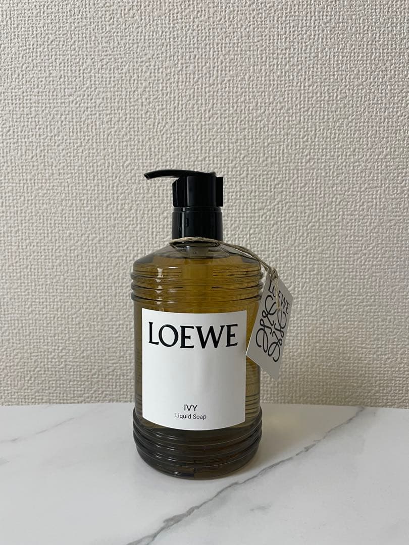 衛生日用品 LOEWE IVY Liquid Soap LOEWE Ivy Liquid Soap (360ml) | Harrods UK