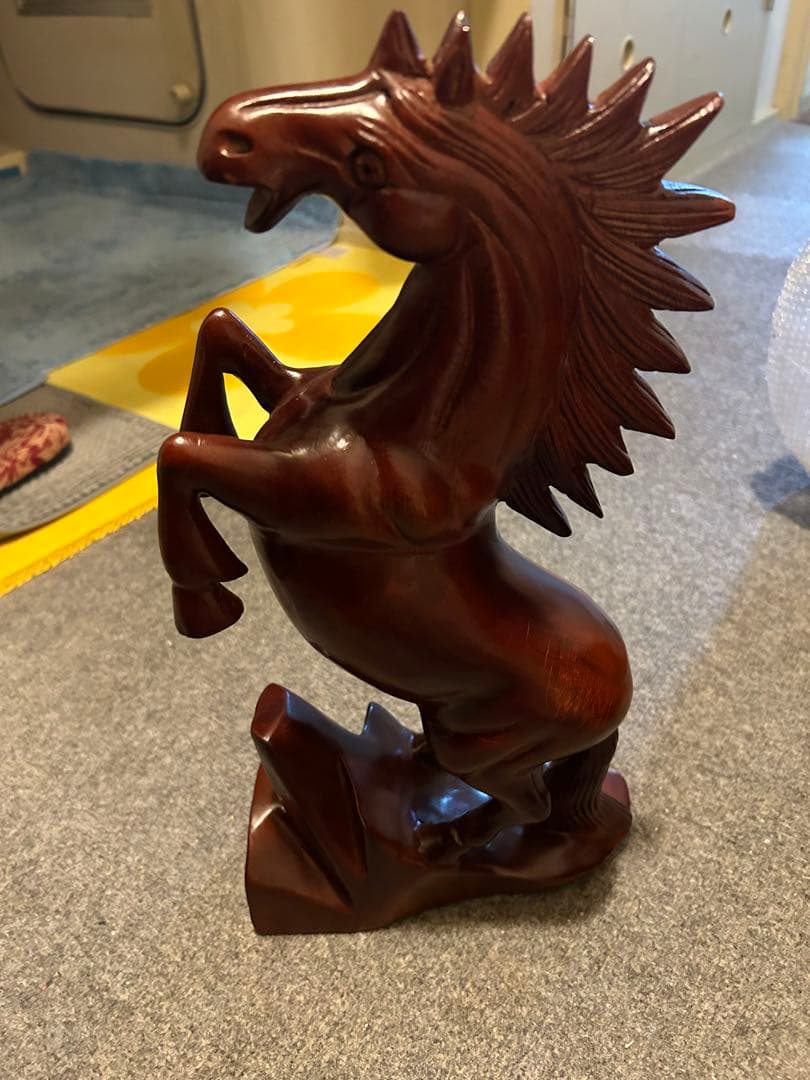 【ヴィンテージ】　木製　馬の彫刻