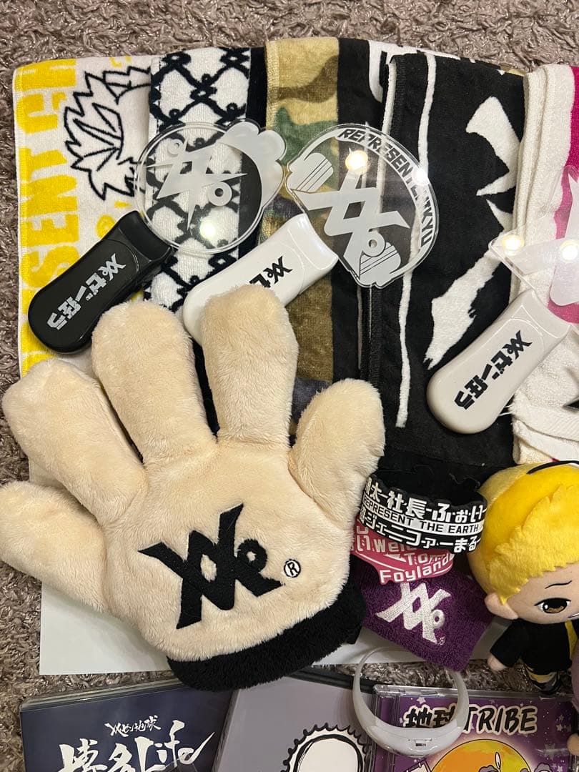 レペゼン地球グッズcd dvdなどまとめ売り - メルカリ