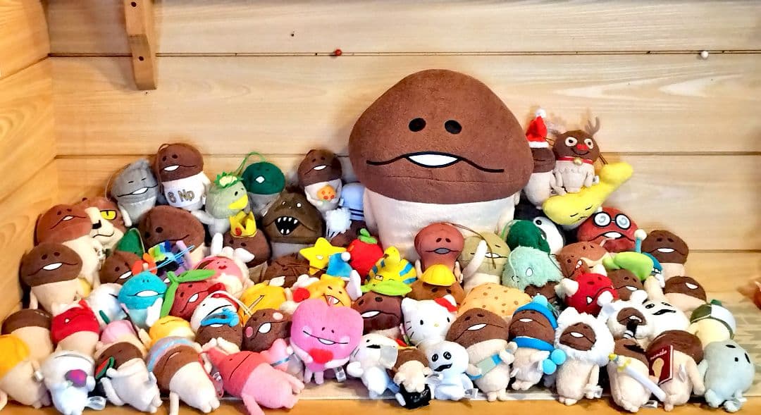 おさわり探偵なめこ栽培キット　大きなぬいぐるみ　ミニマスコット　大量　まとめ おさわり探偵なめこ栽培キット マスコットぬいぐるみ 31個セット